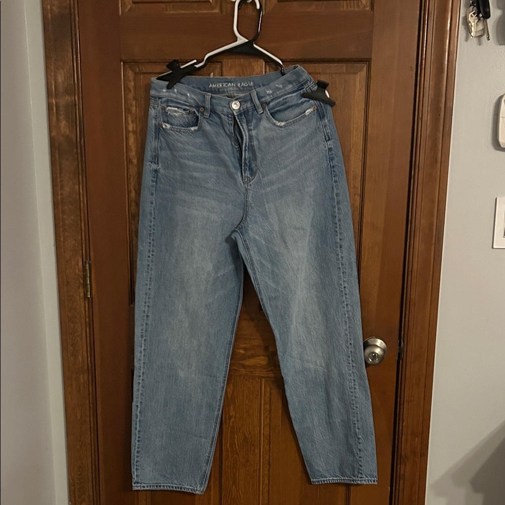 American Eagle Outfitters Women's Classic Blue Straight Leg Jeans
